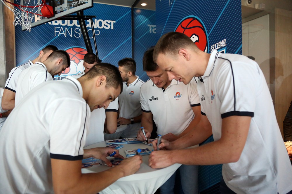 Fan Shop
